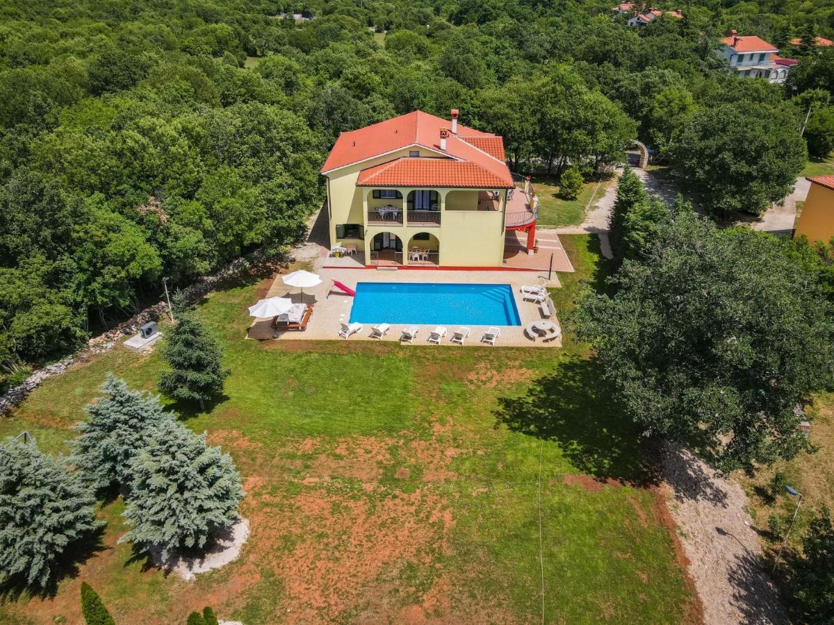 Holiday Home Villa Tanne - Lbn427 By Interhome لابين المظهر الخارجي الصورة